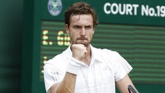 Gulbis ar smagu uzvaru sāk Sinsinati «Masters» turnīru