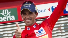 Kontadors trešo reizi triumfē «Vuelta Espana» velobraucienā