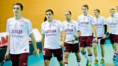 Latvijas florbola izlasē startam PČ iekļauj 20 spēlētājus