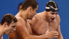 Brazīlija labo pasaules rekordu 4x50 metru stafetē 25 metru baseinā