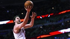 Gazols gūst 46 punktus un sekmē «Bulls» uzvaru NBA mačā