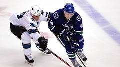 Ķēniņam pieskaitīta rezultatīva piespēle «Canucks» vārtu guvumam