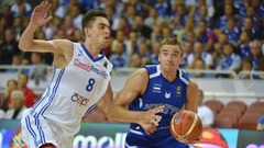 Čehijas basketbolisti atklāšanas mačā sagrauj Igaunijas izlasi
