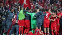 Nīderlandes izlase nekvalificējas Eiropas čempionāta pārspēlēm; Turcija iekļūst finālturnīrā