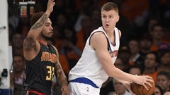 Porziņģa desmit punkti neglābj «Knicks» no zaudējuma