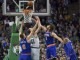 Porziņģa «double-double» neglābj «Knicks» no zaudējuma Bostonā