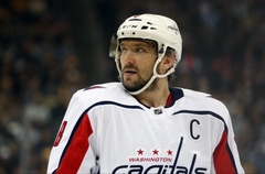 Ovečkina karjeras 1000. spēlē «Capitals» uzveic NHL čempioni «Penguins»