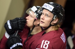 Latvijas hokejisti pārbaudes mačā kapitulē Somijai