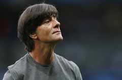 Neskatoties uz fiasko, Lēvs paliks Vācijas izlases galvenā trenera amatā
