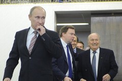 Фанаты пожаловались Путину и Блаттеру
