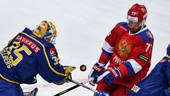 Тренер сборной России по хоккею назвал главную проблему в матче со шведами
