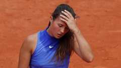 Теннисистка Касаткина не смогла выйти в полуфинал турнира в Мадриде