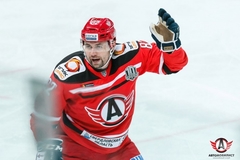 "Автомобилист" стал вторым вышедшим в плей-офф КХЛ клубом