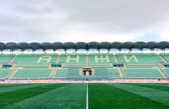 На домашнем стадионе "Анжи" снимают газон из-за долгов