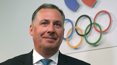 Глава Олимпийского комитета России поздравил фигуристок с выступлением на ЧМ