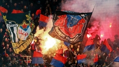 Российские клубы оштрафованы на 100 тысяч рублей за кричалки фанатов