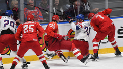 Сборная России одолела команду Латвии на чемпионате мира по хоккею