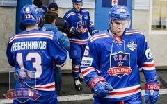 Вратарь СКА Самонов мечтает уехать в НХЛ