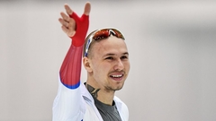 Конькобежец Кулижников снялся с чемпионата мира из-за состояния здоровья