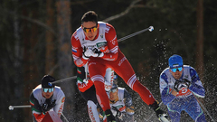 Терентьев упал в полуфинале спринта на "Тур де Ски"