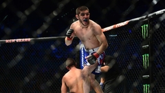 Российский боец Махачев победил Грина в первом раунде главного поединка UFC Fight Night 202