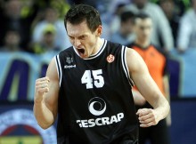 Jānis Blūms sasniedz Eirolīgas "play-off", 1/4 finālā pret CSKA